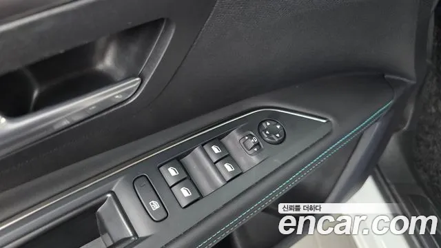 Peugeot 5008 2022 thumb 5