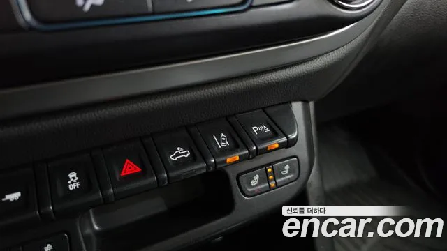 Chevrolet Colorado 2020 thumb 2