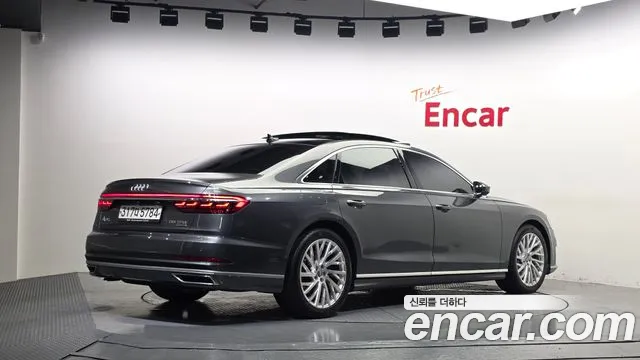 Audi A8 2019 thumb 2