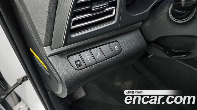 Hyundai Avante 2019 thumb 12
