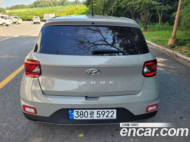 Hyundai Venue 2020 thumb 5