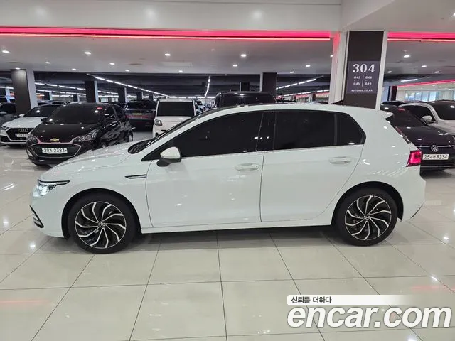 Volkswagen Golf Sportsvan 2023 thumb 11