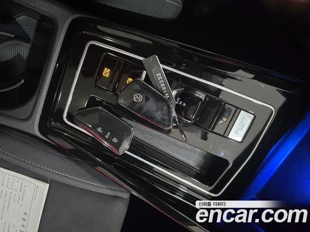 Volkswagen Golf Sportsvan 2023 thumb 3