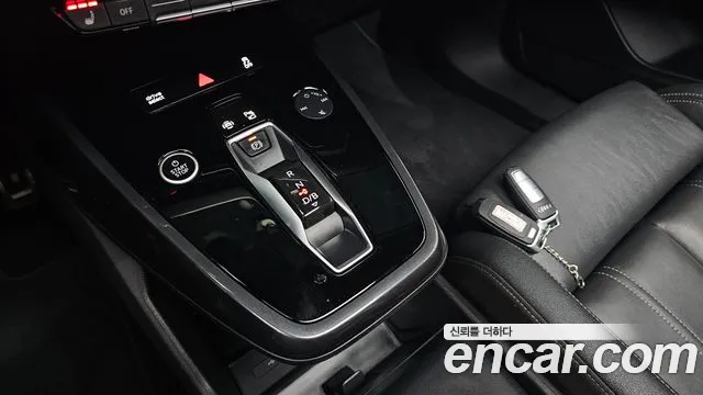 Audi Q4 e-tron 2022 thumb 11