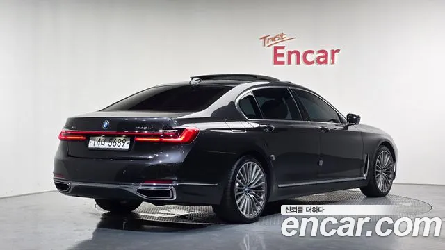 BMW 7 серии 2019 thumb 7