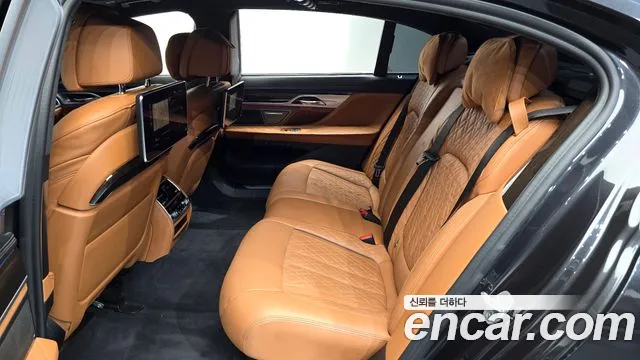 BMW 7 серии 2019 thumb 5