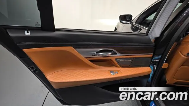 BMW 7 серии 2019 thumb 6