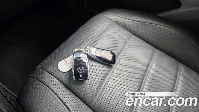 Mercedes-Benz GLS 2021 thumb 2