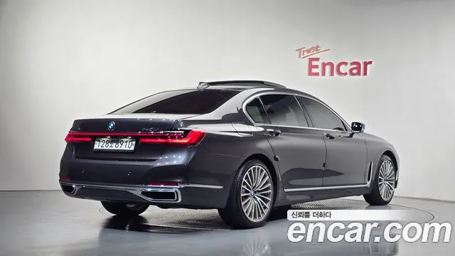 BMW 7 серии 2019 thumb 7