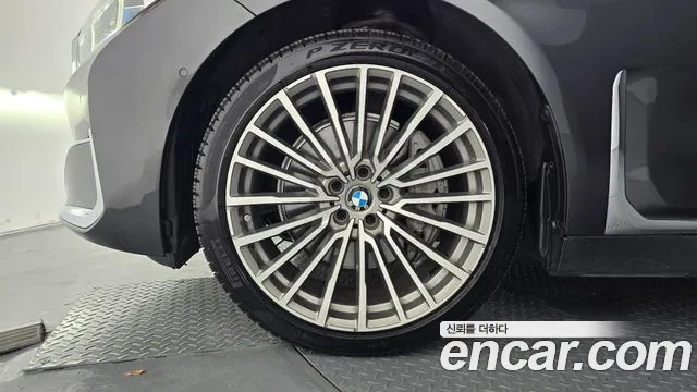 BMW 7 серии 2019 thumb 6