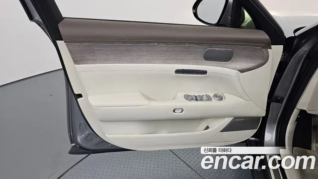 Genesis G90 2023 thumb 4
