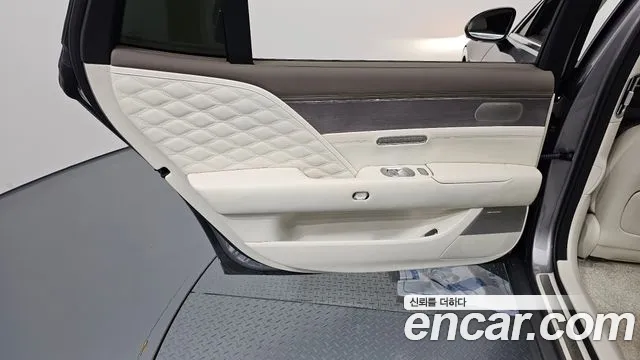 Genesis G90 2023 thumb 5