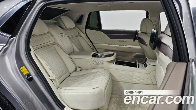 Genesis G90 2023 thumb 11