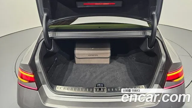 Genesis G90 2023 thumb 12