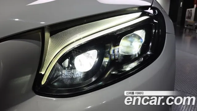 Mercedes-Benz GLC 2019 thumb 6
