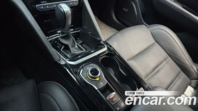 Renault Megane 2019 thumb 4