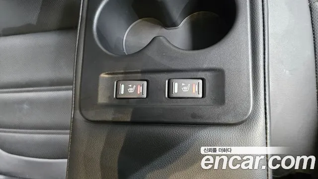 Renault Megane 2019 thumb 12