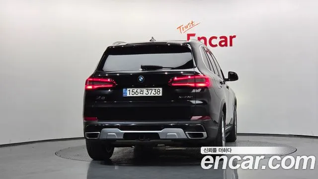 BMW X5 2019 thumb 2