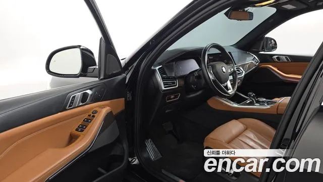 BMW X5 2019 thumb 10