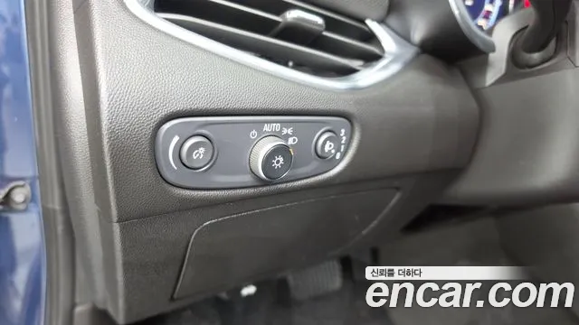 Chevrolet Malibu 2019 thumb 10