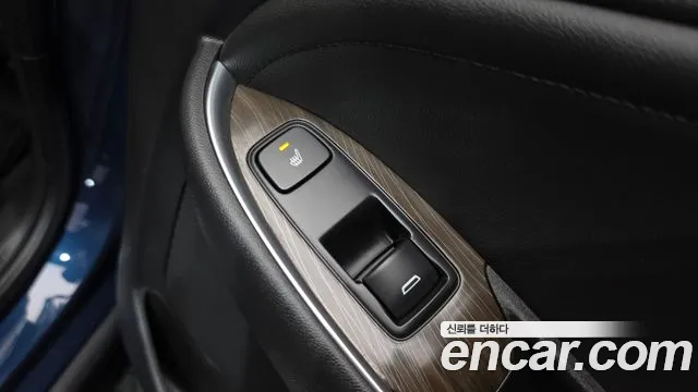 Chevrolet Malibu 2019 thumb 2