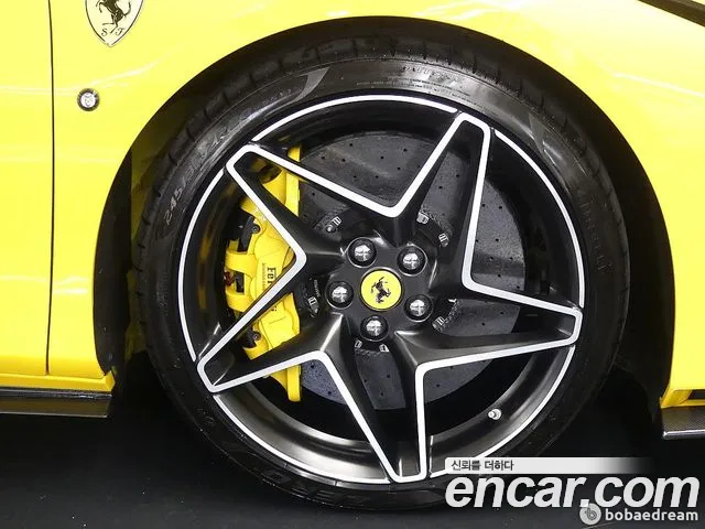 Ferrari F8 2020 thumb 9