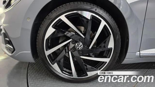 Volkswagen Arteon 2022 thumb 2