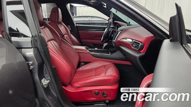 Maserati Levante 2019 thumb 7