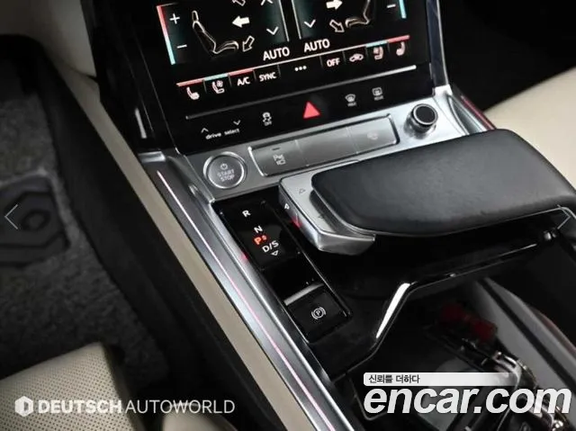Audi e-tron 2020 thumb 7