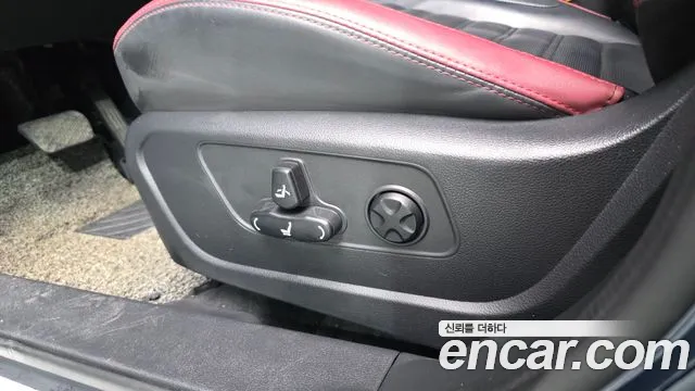 KG_Mobility_Ssangyong TIBOLI 2019 thumb 12