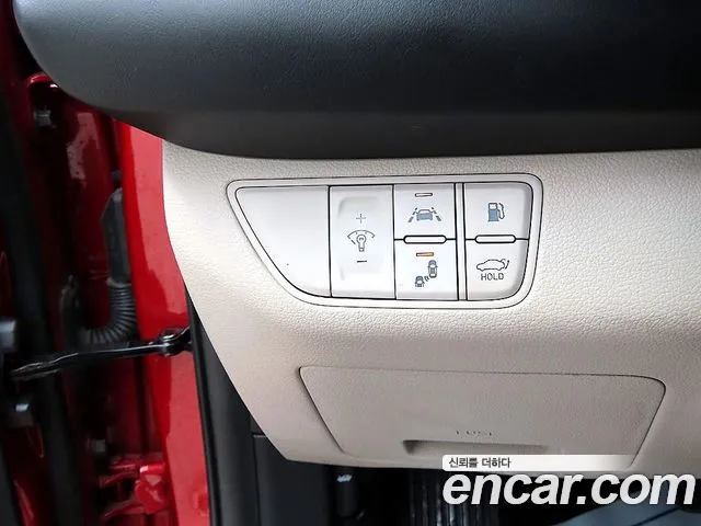 Genesis G70 2019 thumb 5