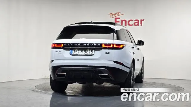 Land Rover Range Rover Velar 2021 thumb 7