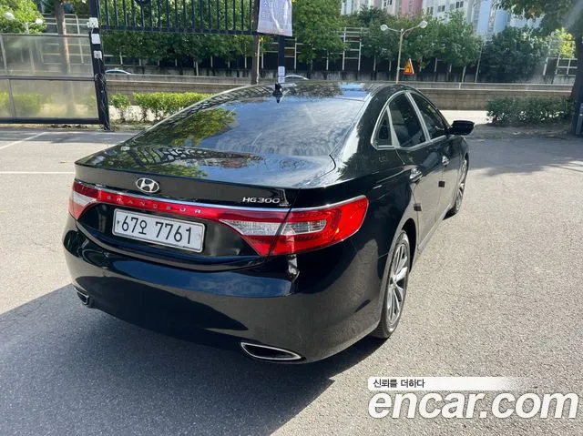 Hyundai Grandeur 2011 thumb 4
