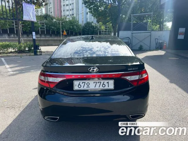 Hyundai Grandeur 2011 thumb 5