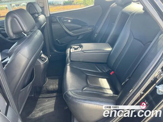 Hyundai Grandeur 2011 thumb 8