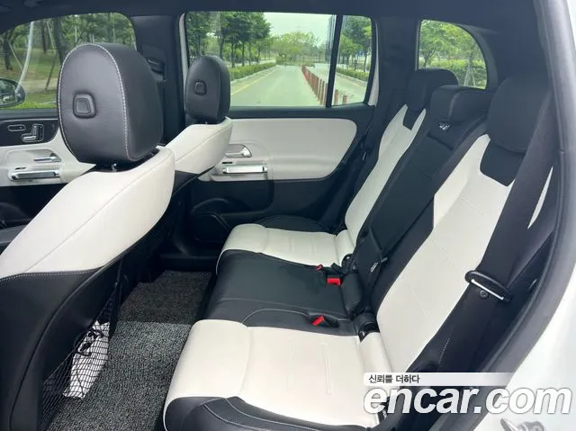 Mercedes-Benz GLB 2020 thumb 10