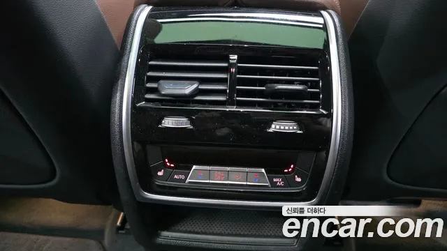BMW X6 2020 thumb 12