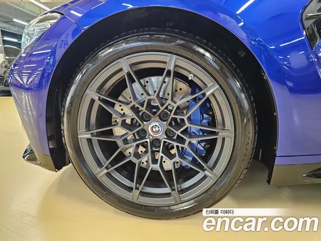 BMW M4 2022 thumb 3