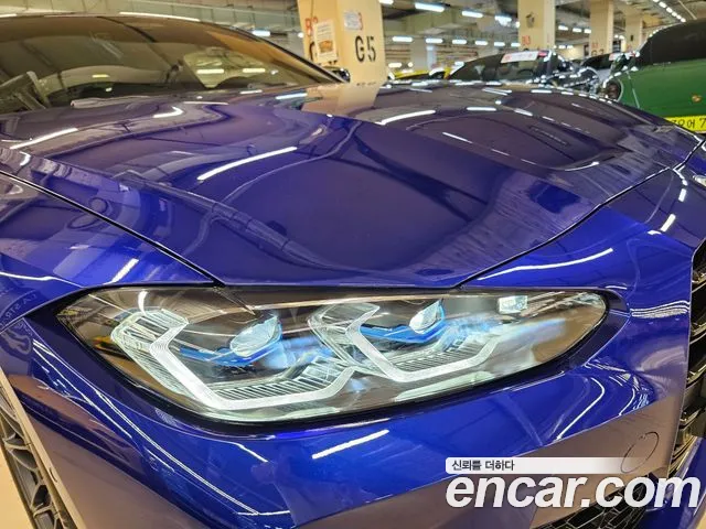BMW M4 2022 thumb 9