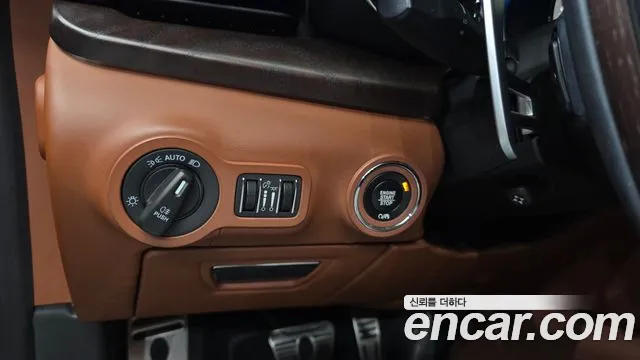Maserati Quattroporte 2019 thumb 3