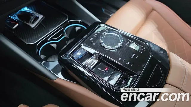 BMW i5 2024 thumb 12