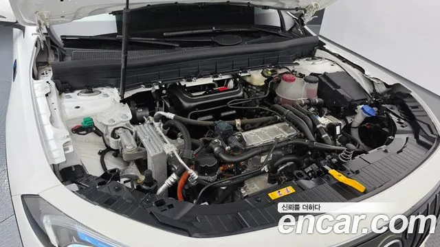 Mercedes-Benz EQB 2023 thumb 12