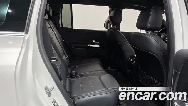 Mercedes-Benz EQB 2023 thumb 9