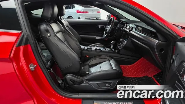 Ford Mustang Mach-E 2019 thumb 2