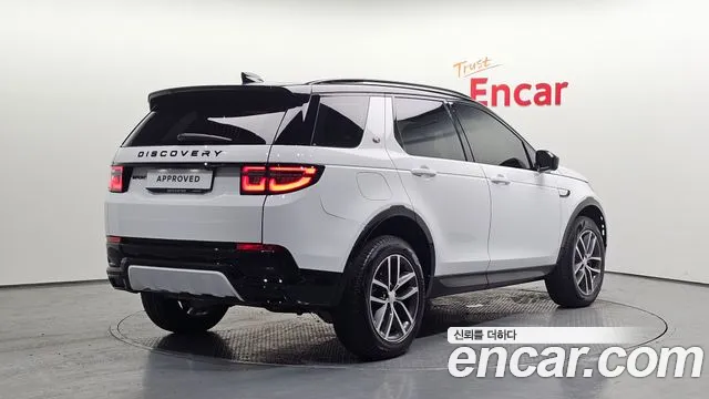 Land Rover Discovery Sport 2024 thumb 4