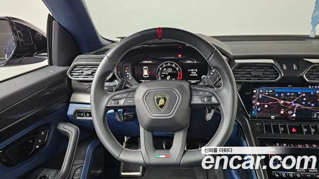 Lamborghini Urus 2023 thumb 11