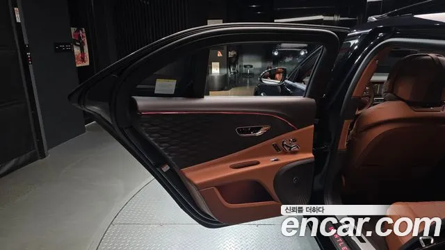 Bentley Flying Spur 2021 thumb 5