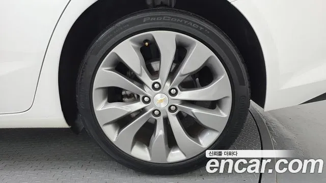 Chevrolet Malibu 2021 thumb 5