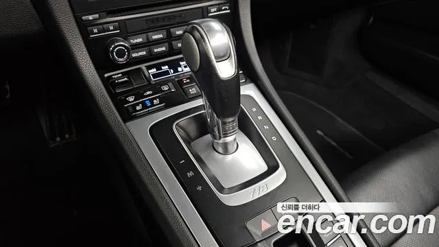 Porsche Cayman 2021 thumb 8