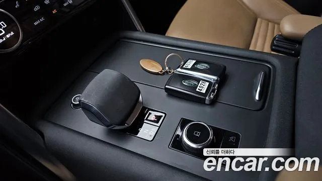 Land Rover Discovery 2021 thumb 6